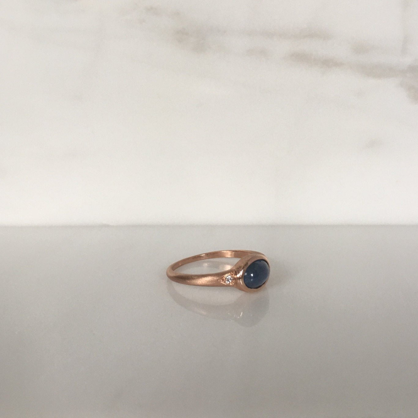 Sapphire signet ring, sapphire cabochon ring, oval sapphire and diamond ring, 14k gold bold sapphire ring, oval bezel sapphire band