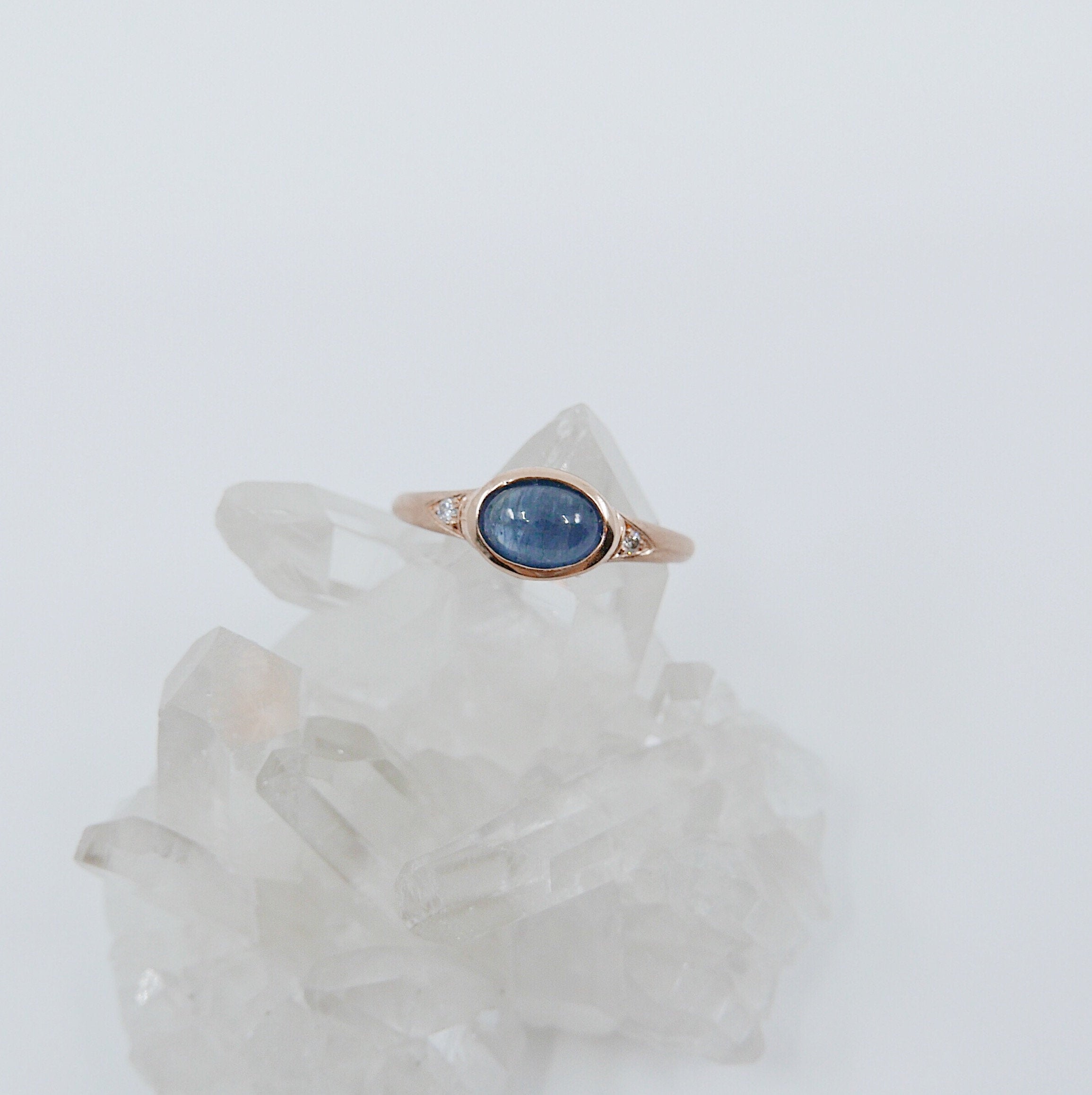 Sapphire signet ring, sapphire cabochon ring, oval sapphire and diamond ring, 14k gold bold sapphire ring, oval bezel sapphire band