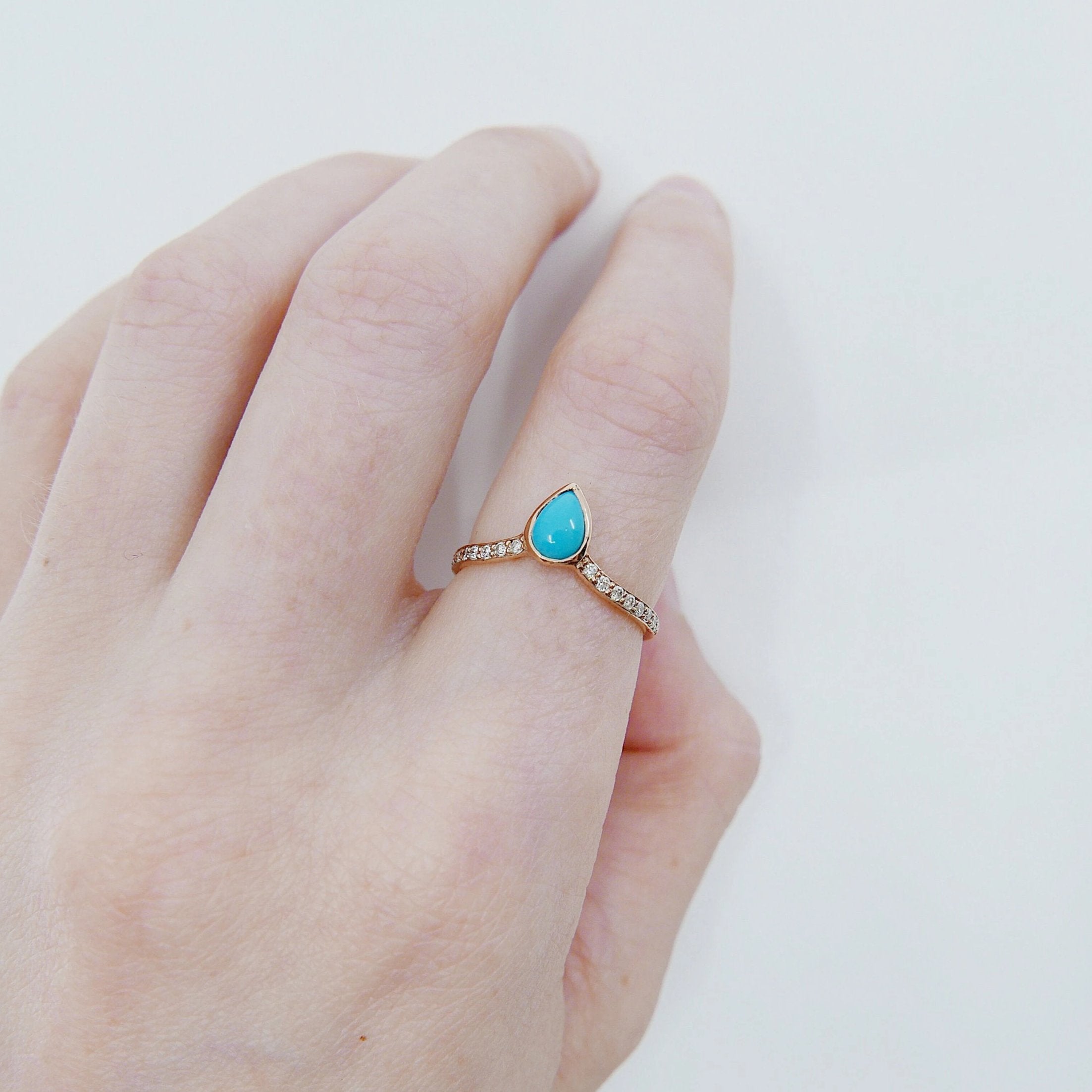 Turquoise Pave Peak Ring, Gold Diamond Turquoise ring, Turquoise stacking ring, Diamond layering band, Wedding band, wedding ring