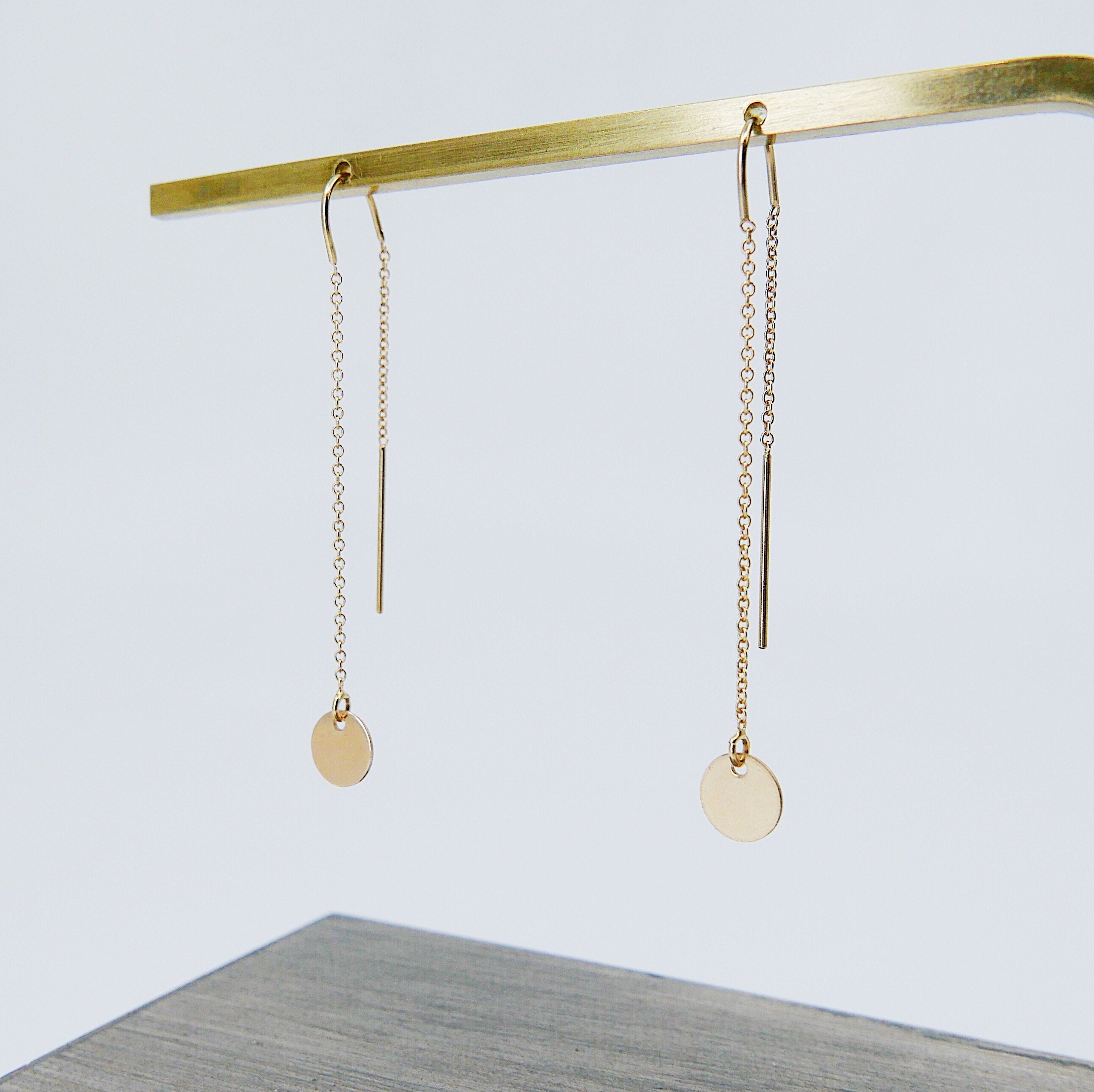 Solstice earrings, disc ear thread, Gold filled disc earring, Silver disc earring, Chain Thread Earrings, Circle Earrings, Gold Disc