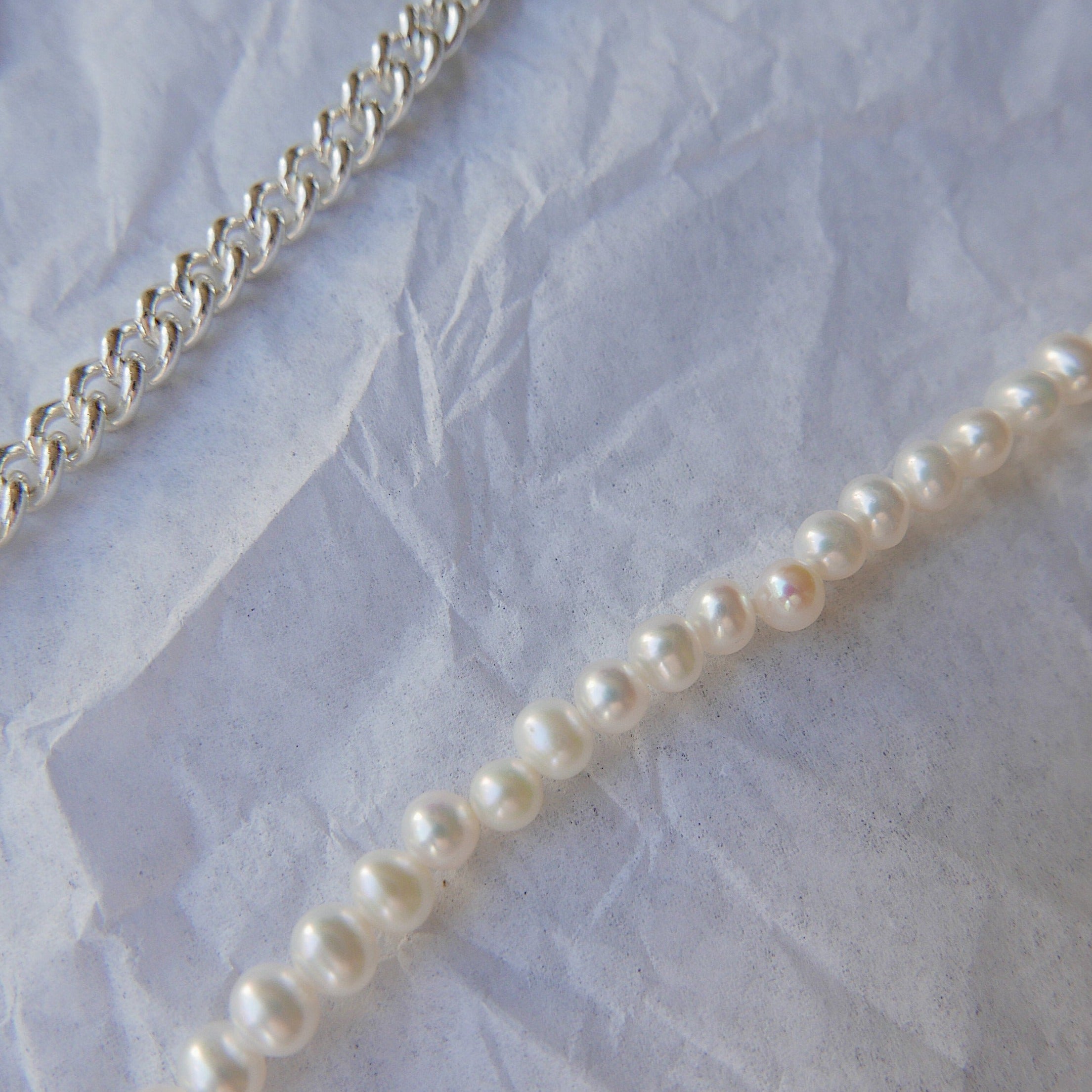 toggle choker  silver pearl choker  silver choker  silver chain choker  silver  pearl choker  pearl chain choker  Necklaces  modern  minimalist  mgj  mason grace jewelry  mason grace  jewelry  fine jewelry  edgy pearl  edgy choker  Chokers  choker