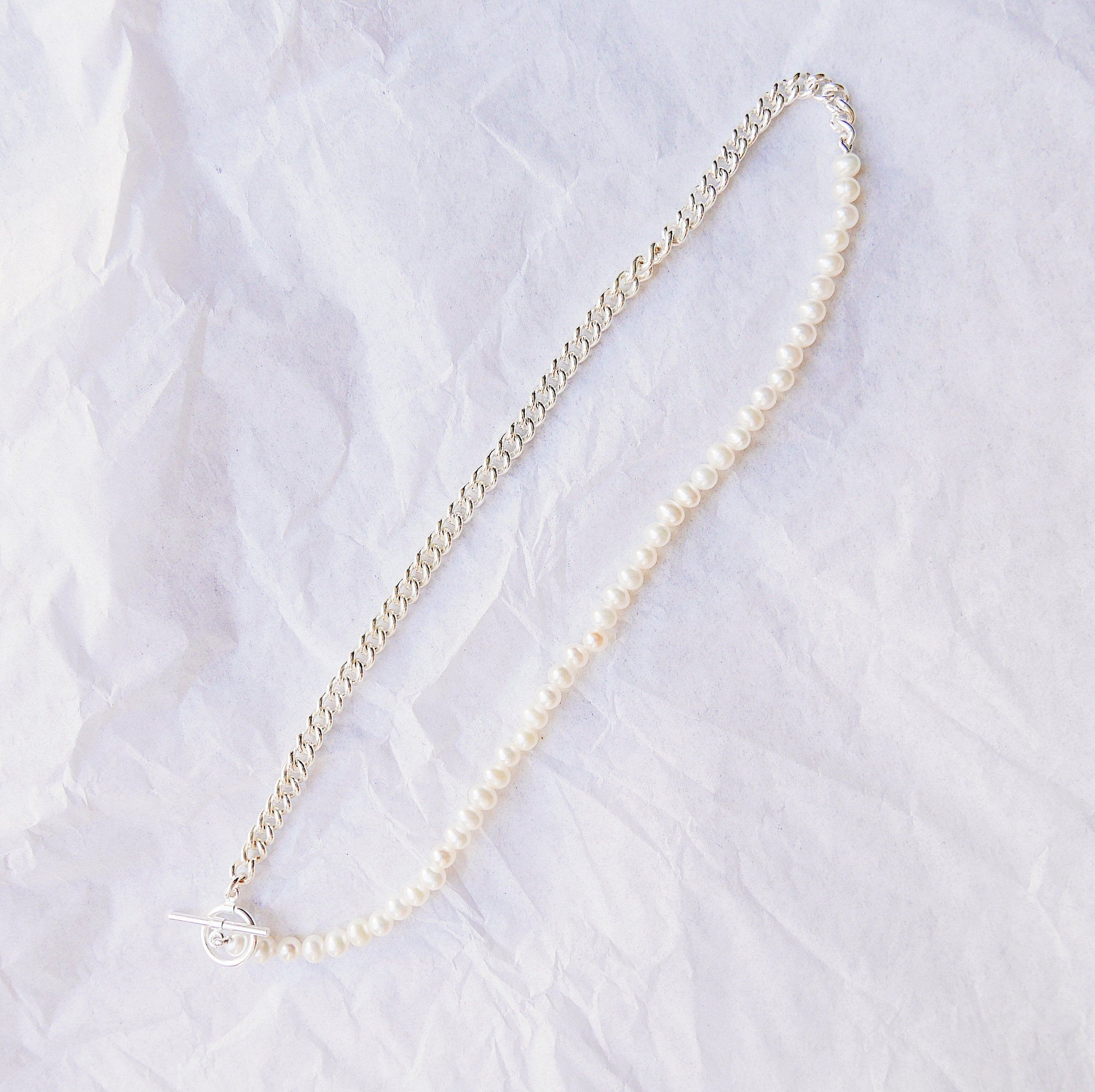 toggle choker  silver pearl choker  silver choker  silver chain choker  silver  pearl choker  pearl chain choker  Necklaces  modern  minimalist  mgj  mason grace jewelry  mason grace  jewelry  fine jewelry  edgy pearl  edgy choker  Chokers  choker