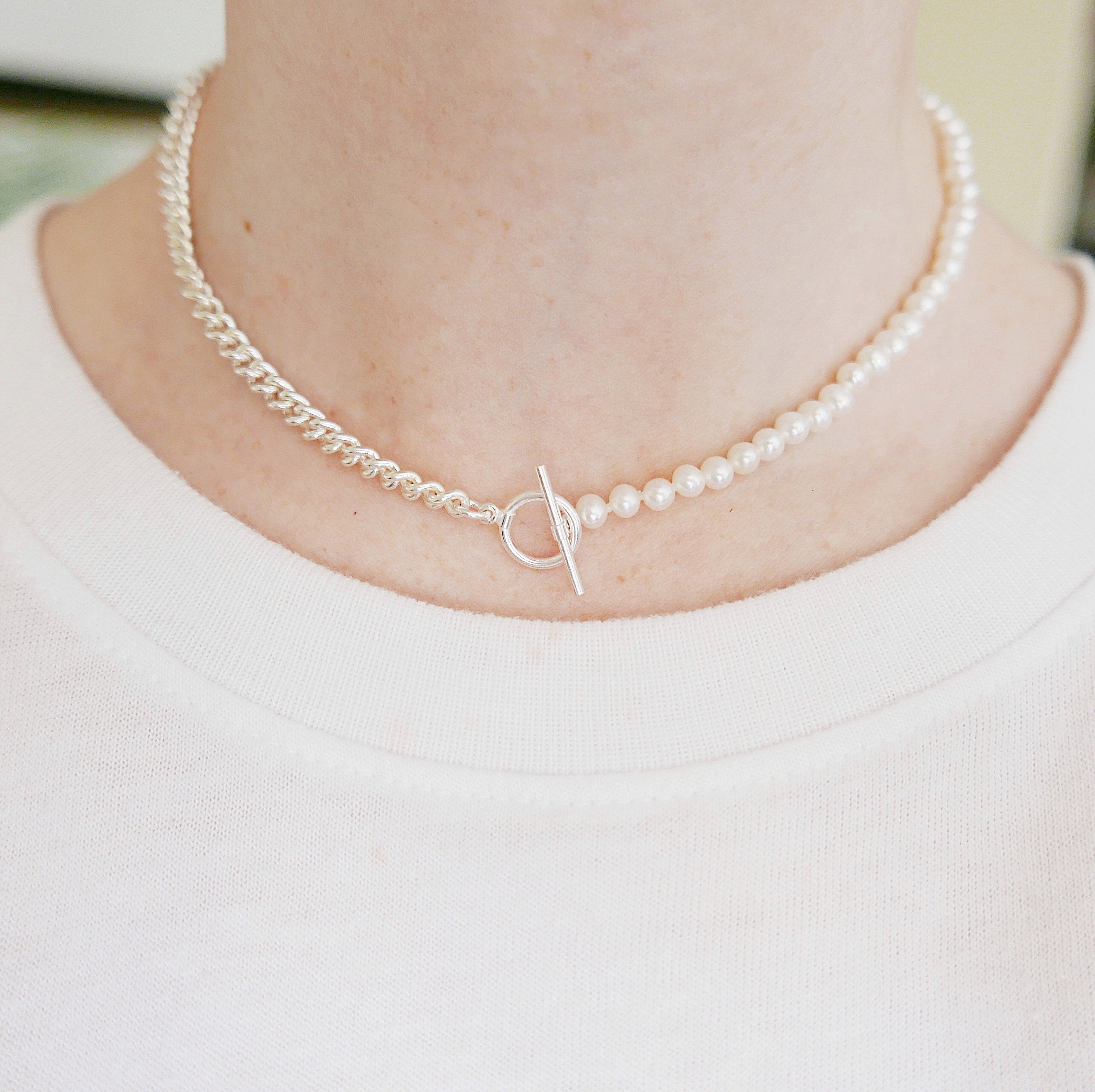 toggle choker  silver pearl choker  silver choker  silver chain choker  silver  pearl choker  pearl chain choker  Necklaces  modern  minimalist  mgj  mason grace jewelry  mason grace  jewelry  fine jewelry  edgy pearl  edgy choker  Chokers  choker