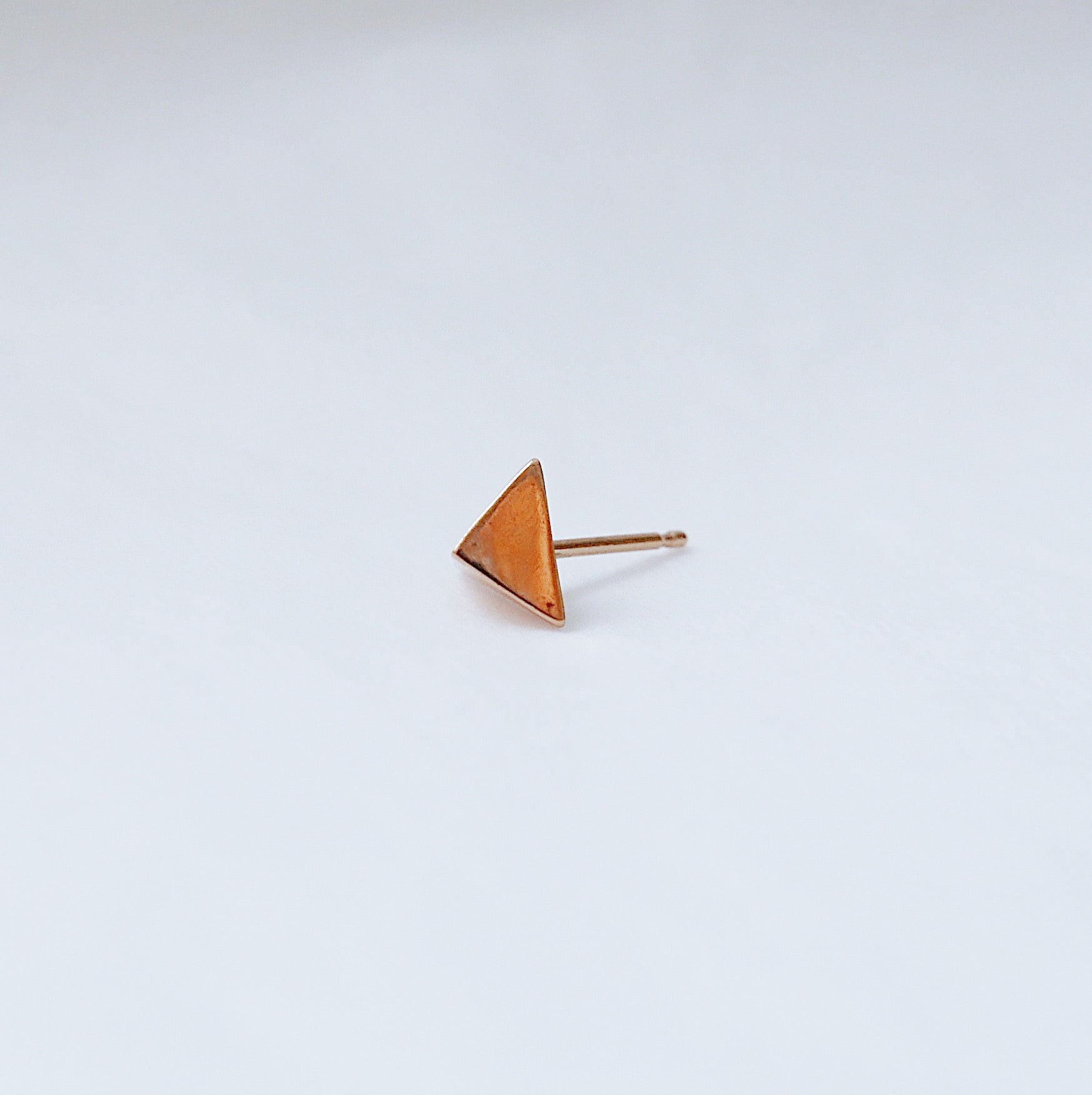 Pyramid stud earring, 14k single triangle stud, geometric gold stud, 14k modern stud, triangle earring, gold triangle stud