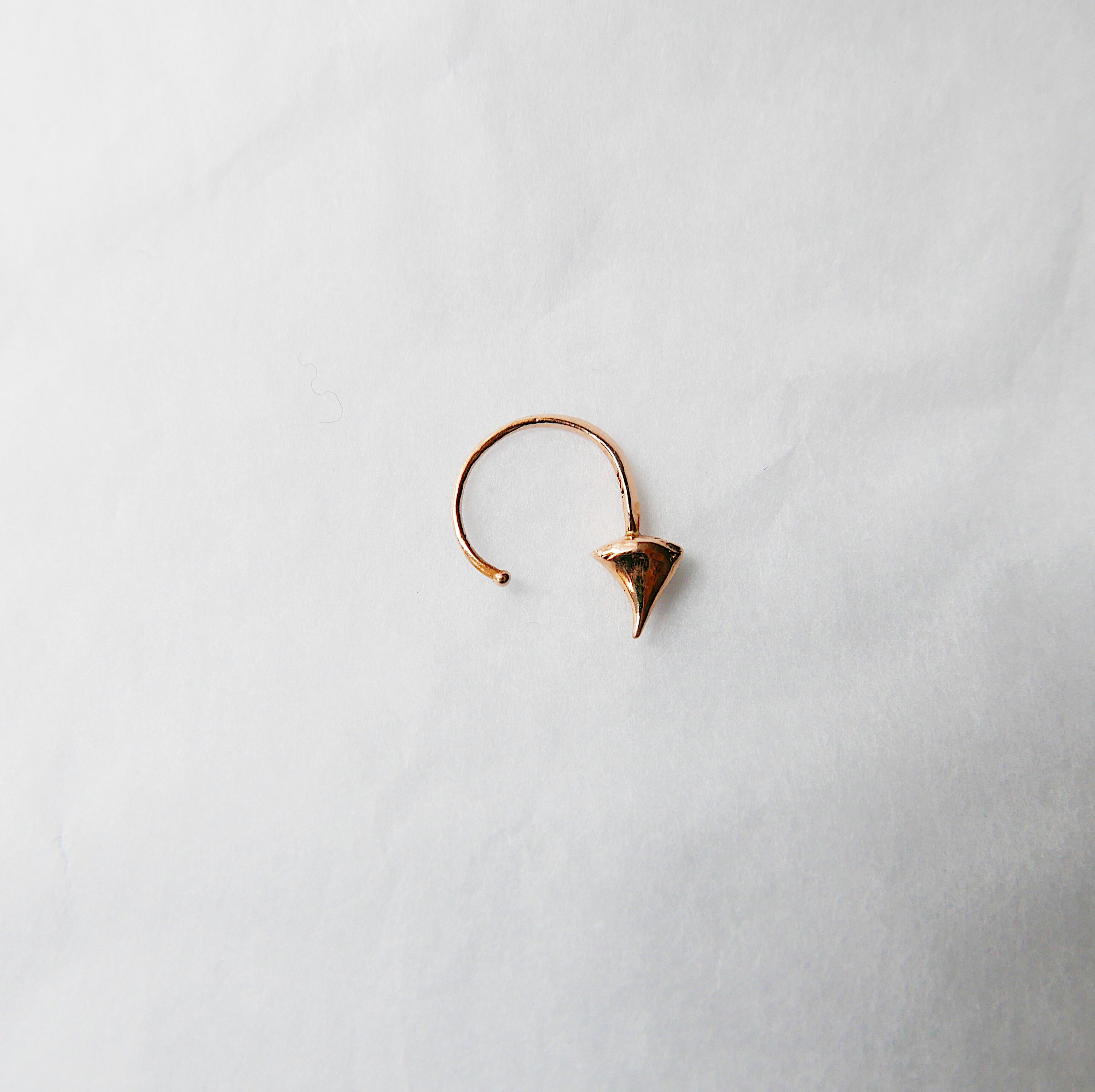 Single thorn hook, thorn earrings, rose thorn hook, thorn open hoop, rose hook earring, gold thorn earring, gold thorn cuff hook