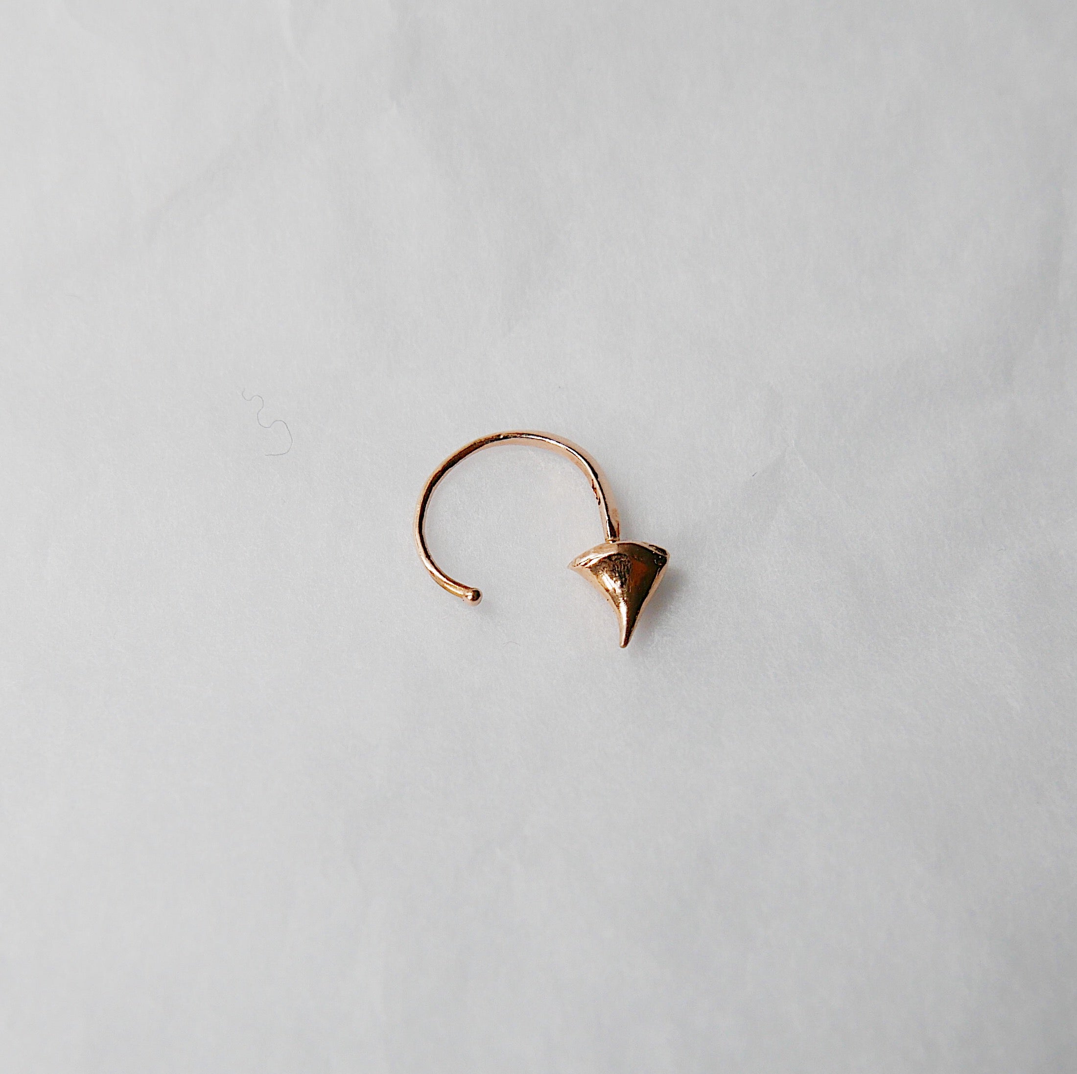 Single thorn hook, thorn earrings, rose thorn hook, thorn open hoop, rose hook earring, gold thorn earring, gold thorn cuff hook